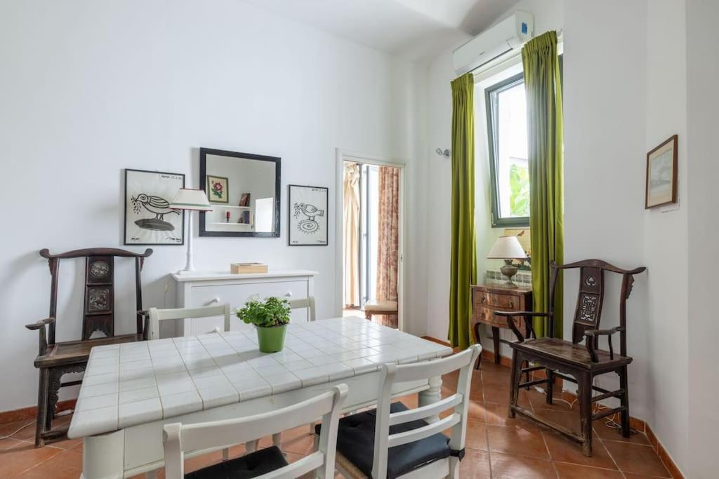 Colosseum Charming Apartment Rom Exterior foto